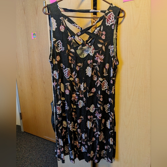 Floral Dress - Picture 2 of 2